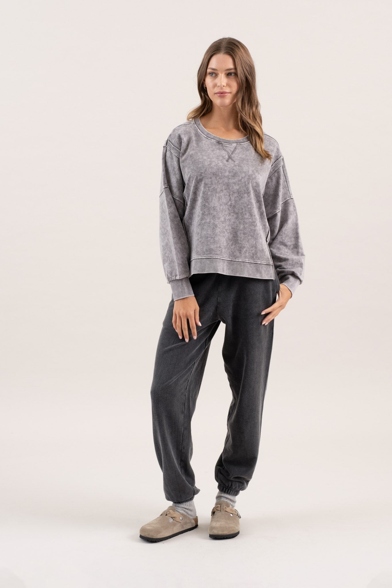 Taylor Seam Detail Top (Two Colors)