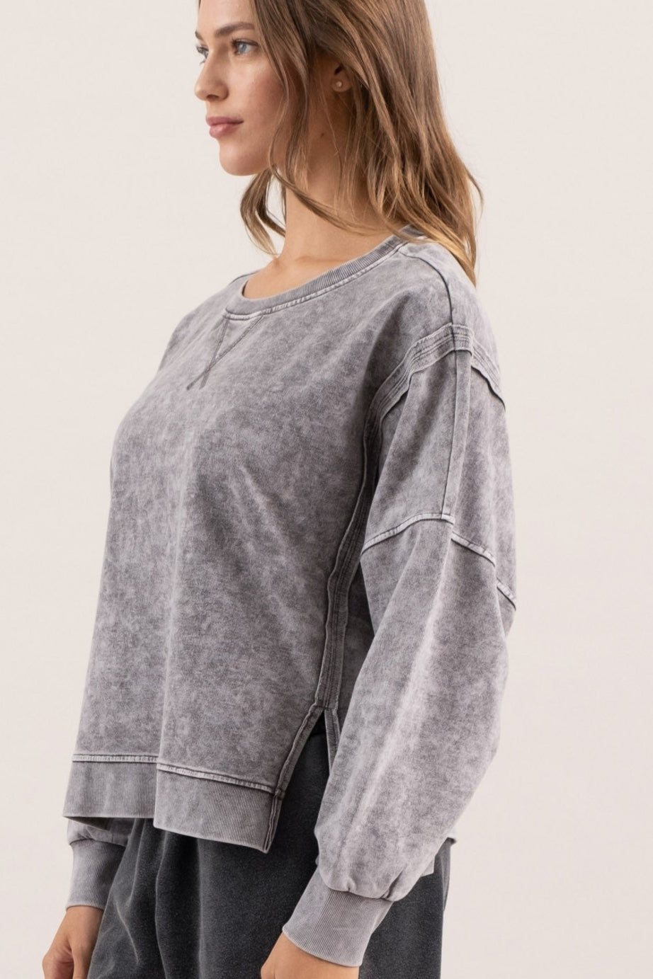 Taylor Seam Detail Top (Two Colors)