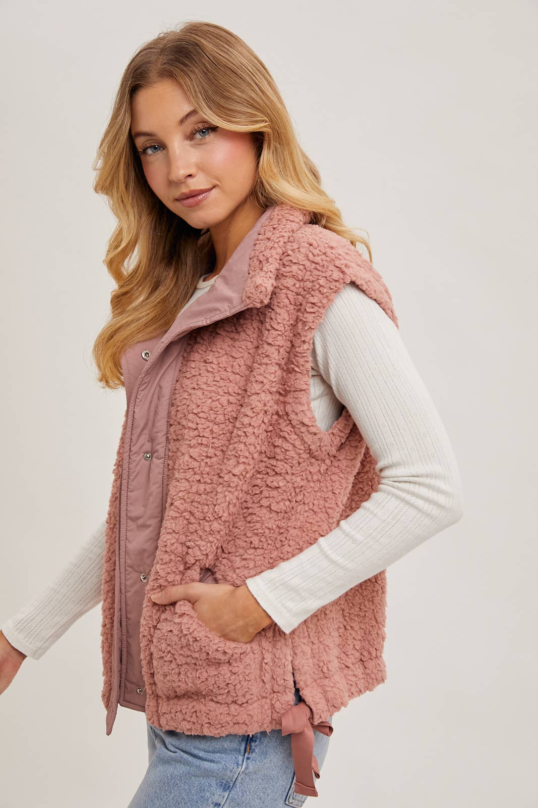 Brook Sherpa Vest