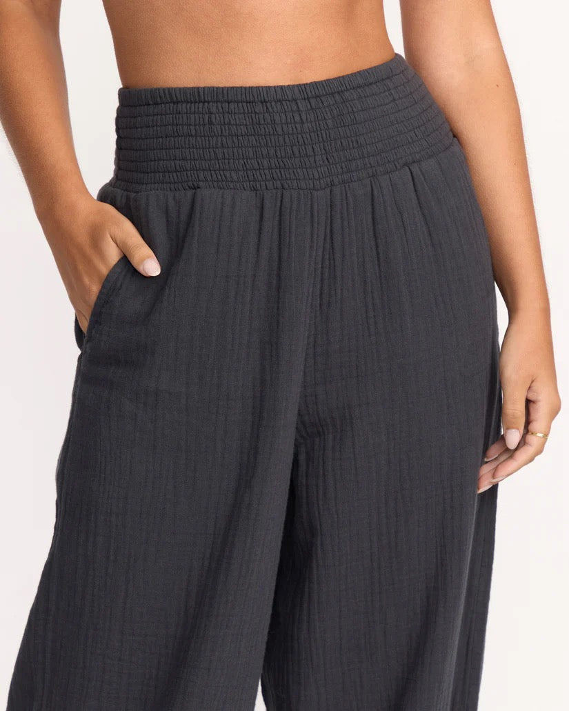 New Waves Gauze Elastic Waist Pant