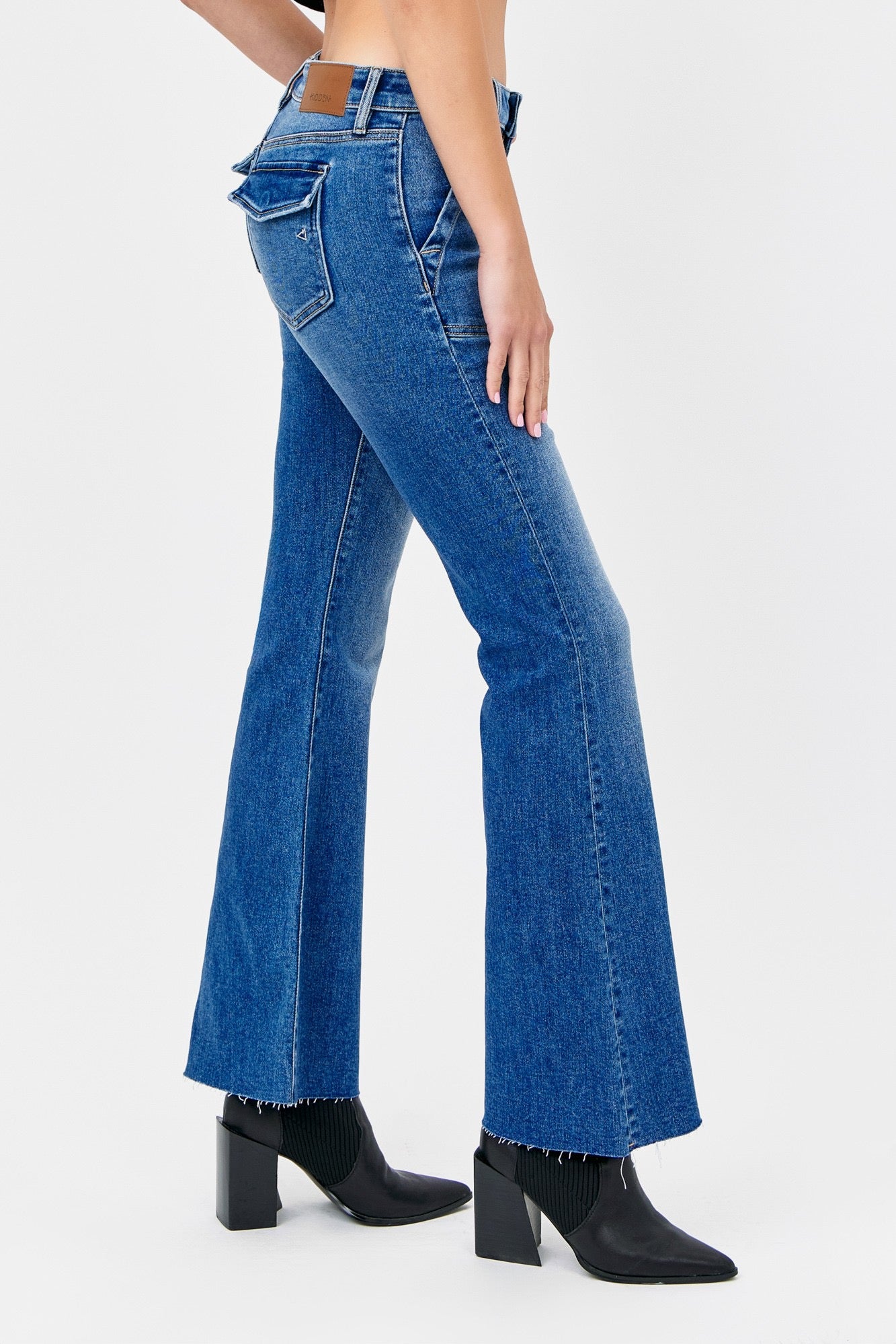Utility Pocket Flare Jean