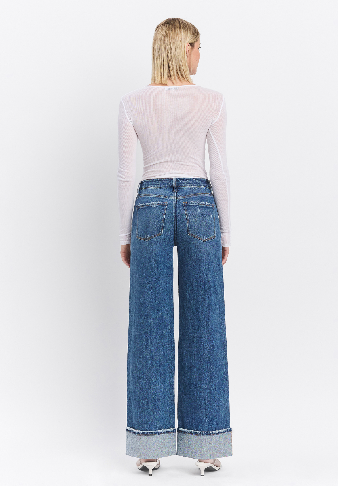 Kris Double Seam
| Shine Cuffed Panel Baggy Jean*