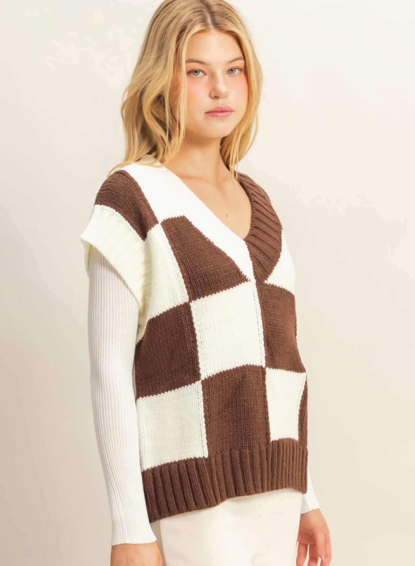 Checkered Sweater Vest (3 Colors)
