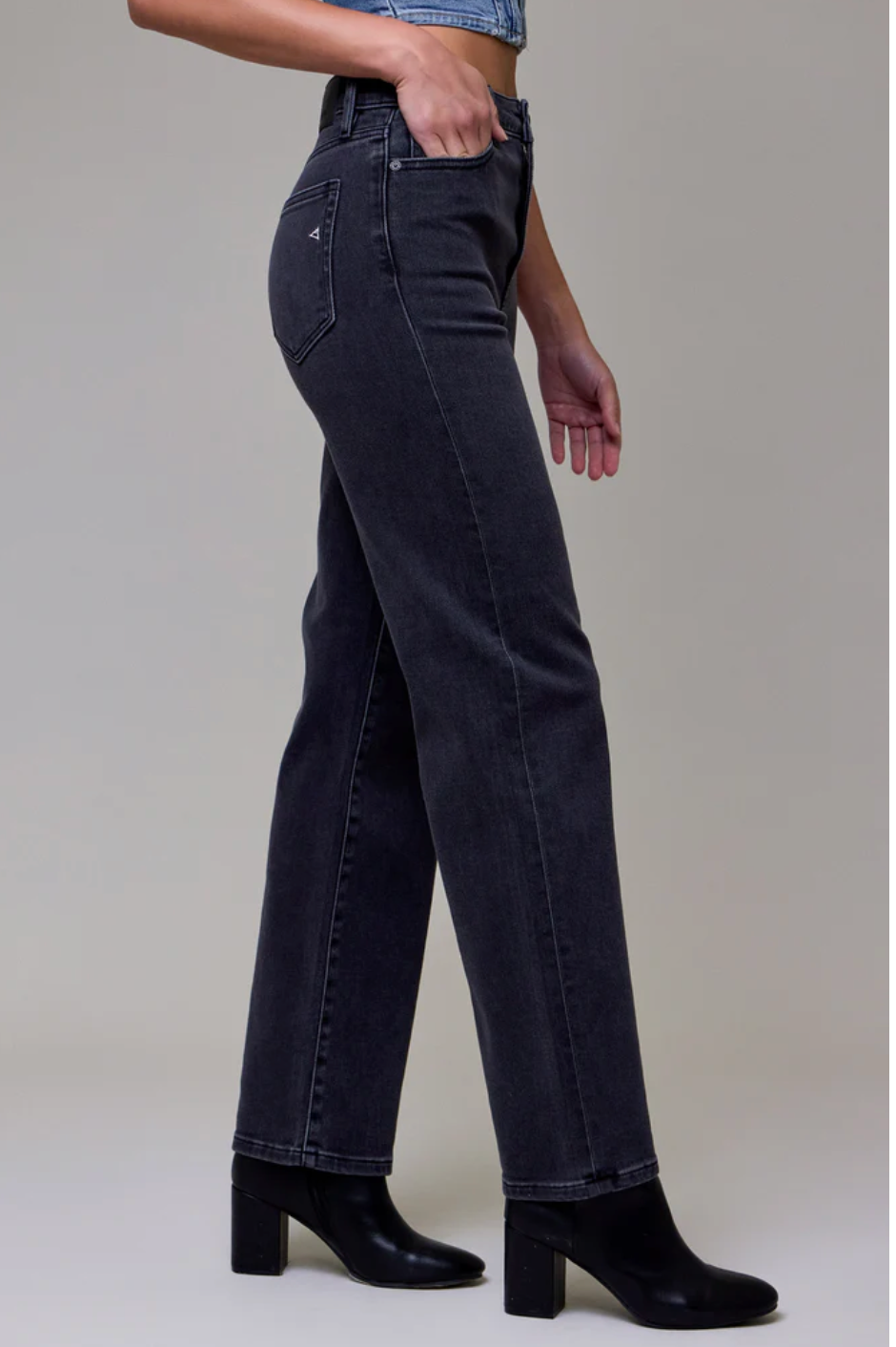 Ella Classic Straight Jean