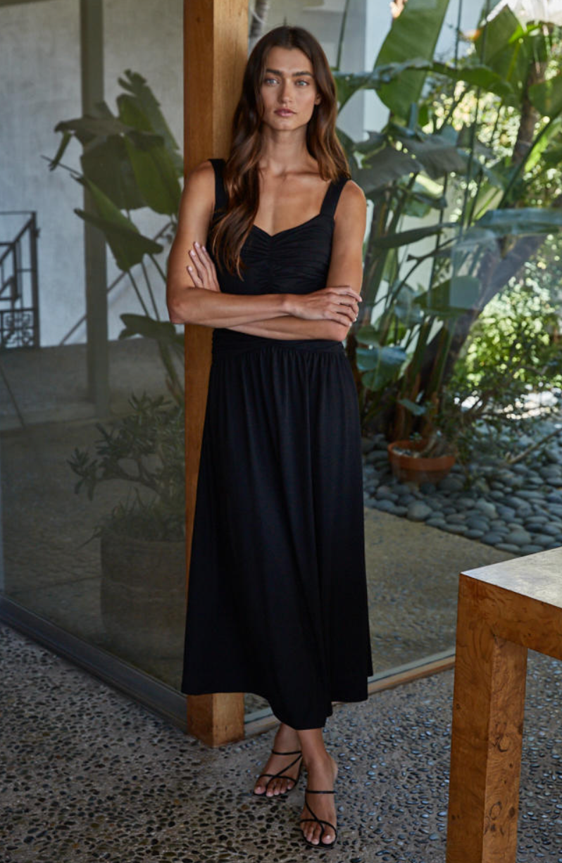 Lavinnea Shirred Maxi