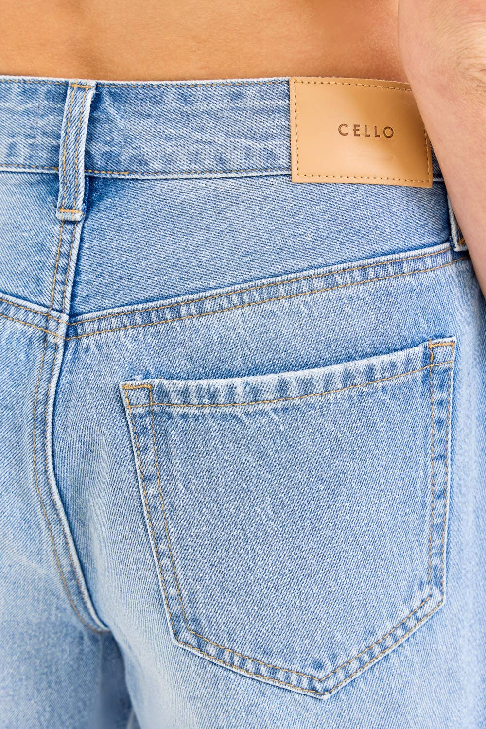 Parker Mom High Rise, Mid-Thigh Shorts