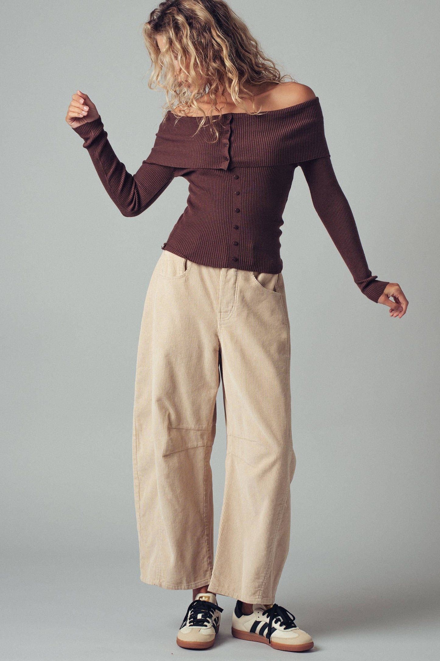 Hartsin Off-Shoulder Button Front Ribbed Top