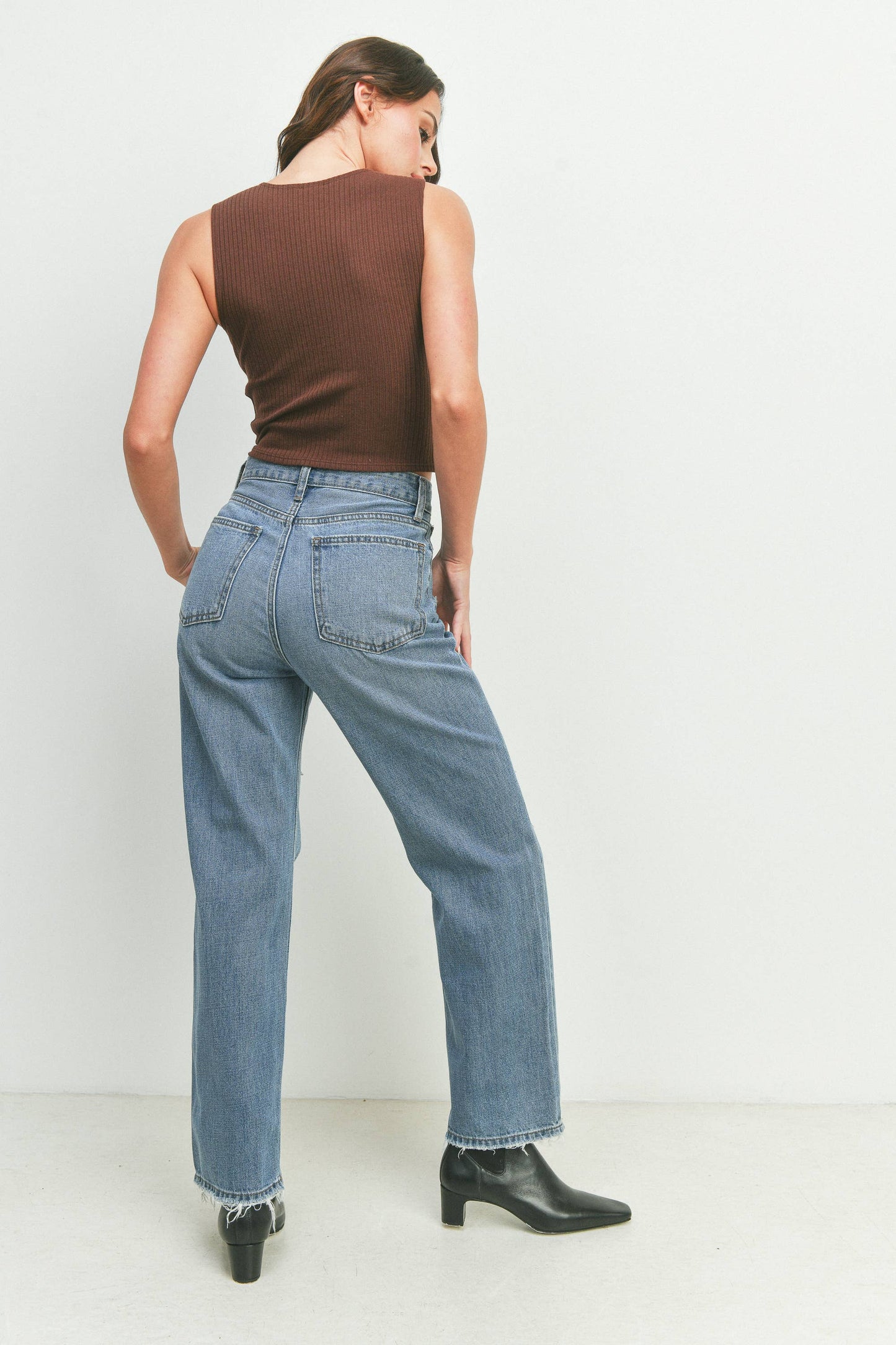 Megan 90's Loose Fit