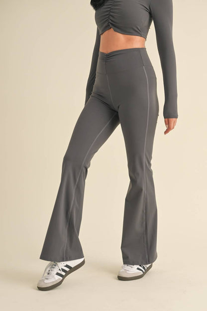 Ruched Waist Flare Leggings