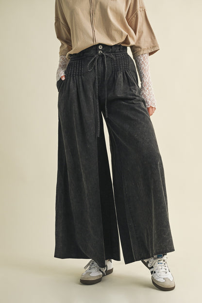 Pin-tuck Wide Leg Pants