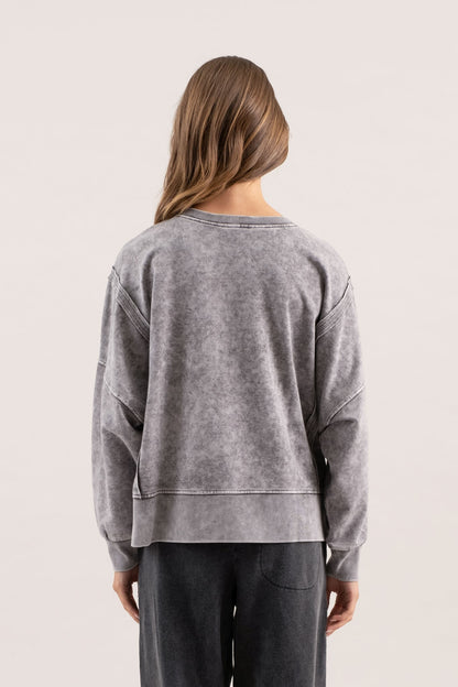 Taylor Seam Detail Top (Two Colors)