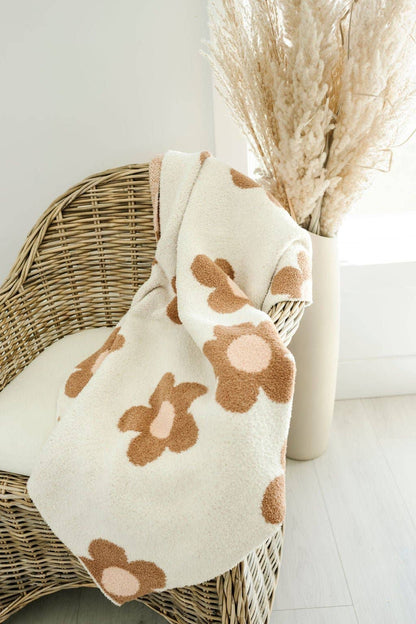 Daisy Plush Blanket - Caramel & Pink