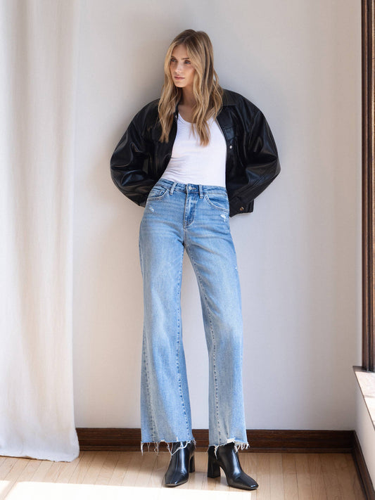 Luna Slant Side Detail Jean