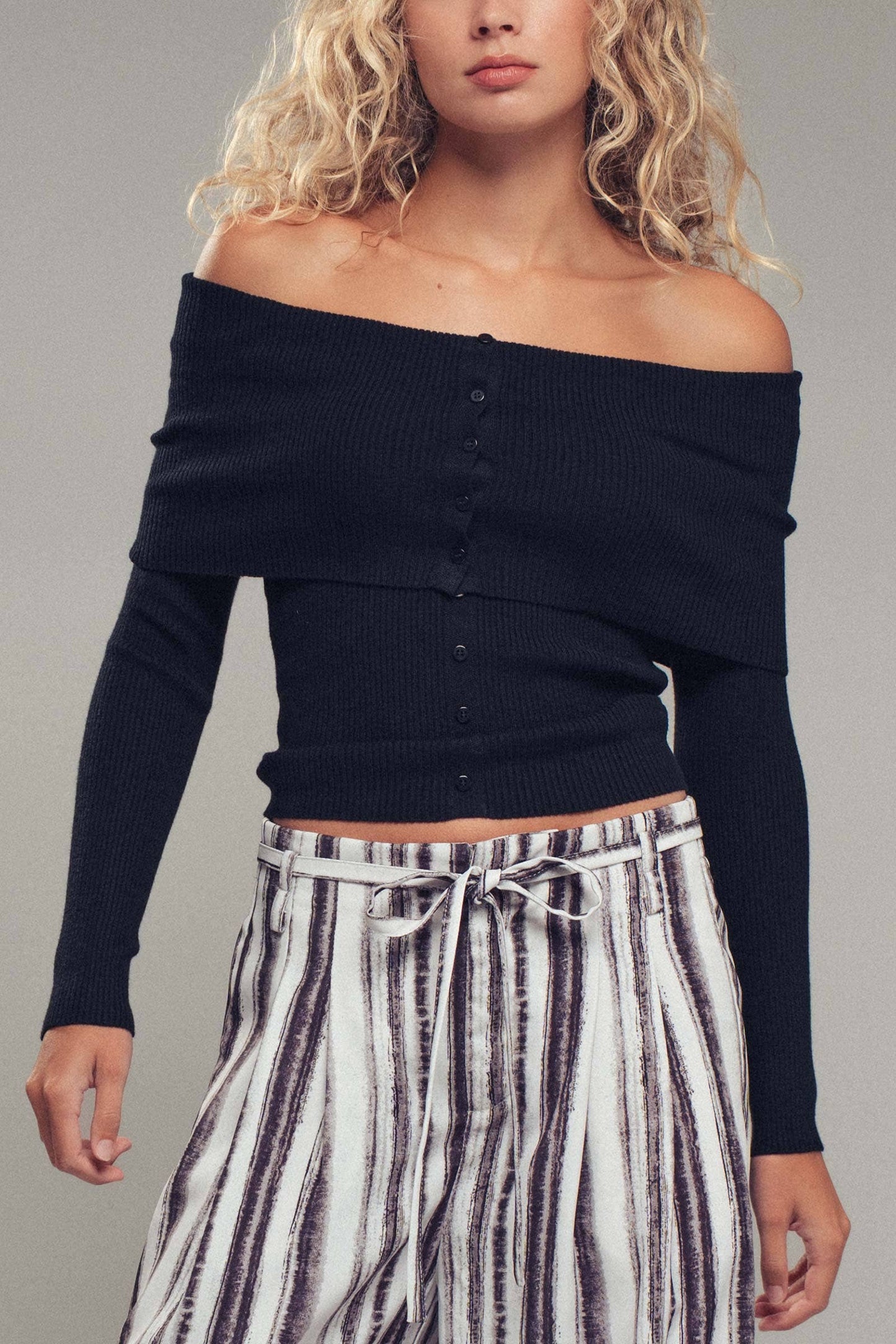 Hartsin Off-Shoulder Button Front Ribbed Top