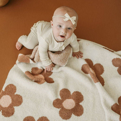 Daisy Plush Blanket - Caramel & Pink