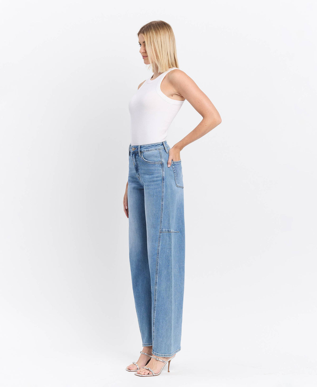 Silvia High Rise Barrel Jean