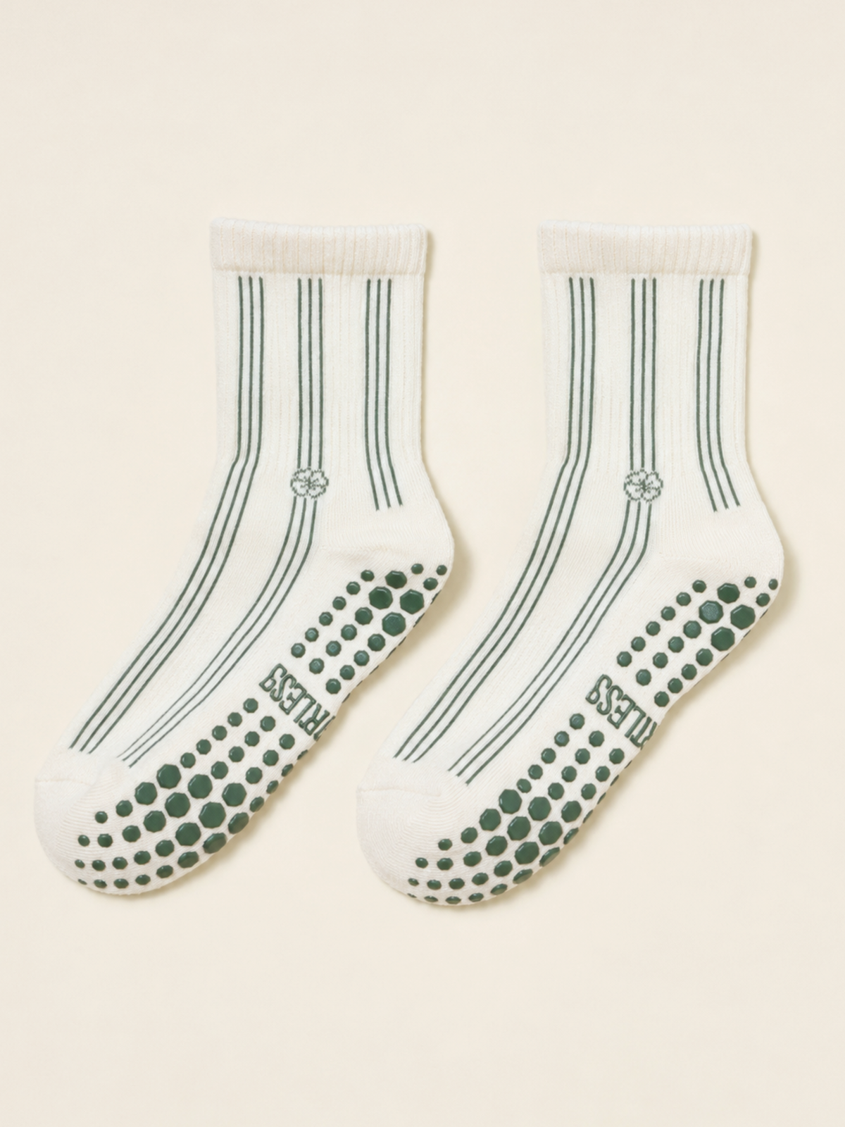 🍀 Lucky Leaf Stripe Grip Sock