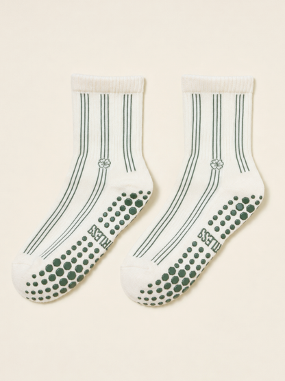 🍀 Lucky Leaf Stripe Grip Sock