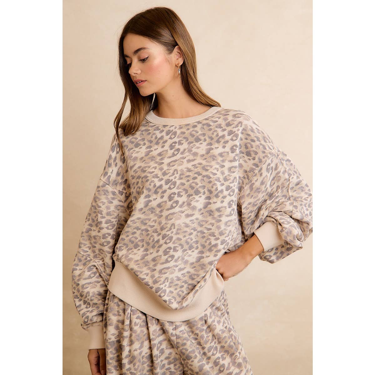 Charlie Relaxed Leopad Print Pullover