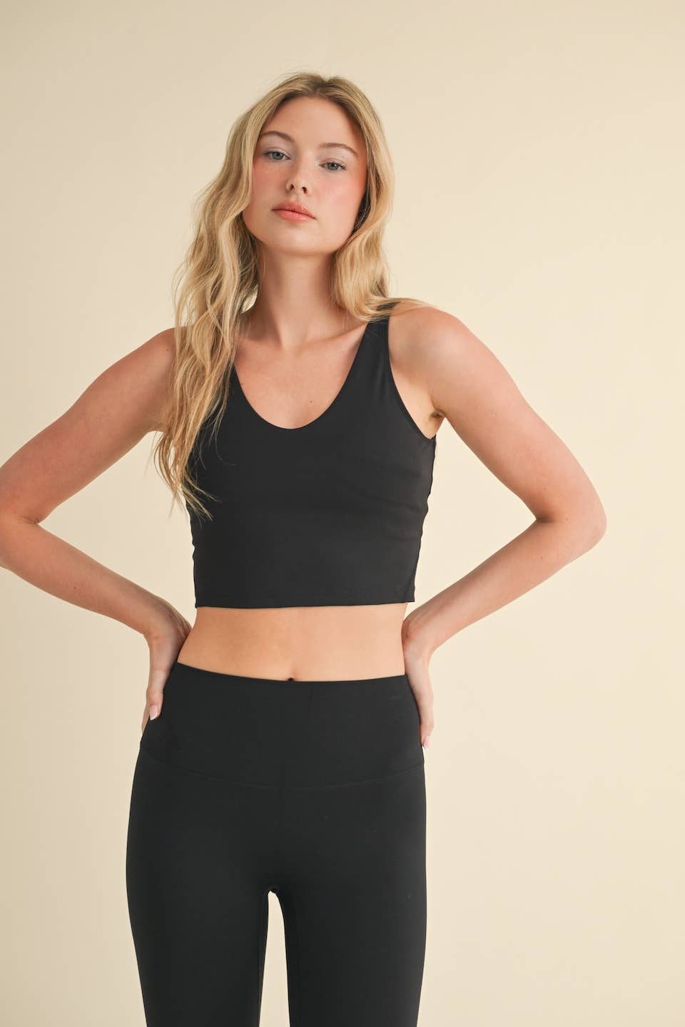 Performance Cropped Tank Top ( 3 colors )
