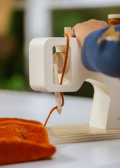 Wooden Sewing Machine Playset