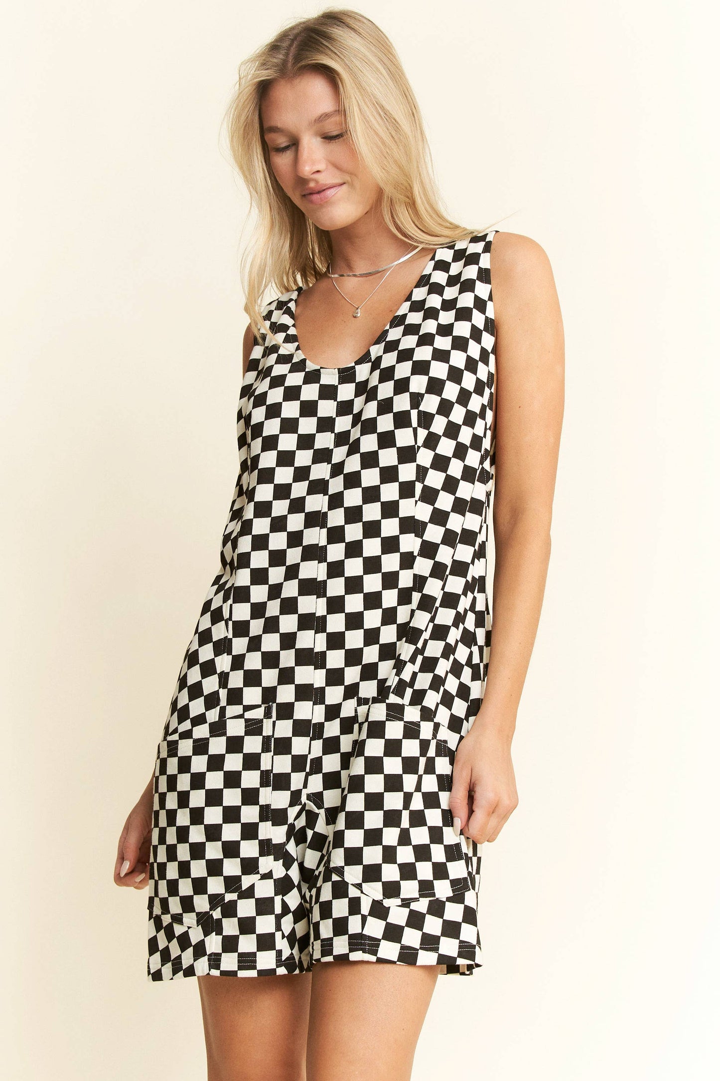 Nicole Romper