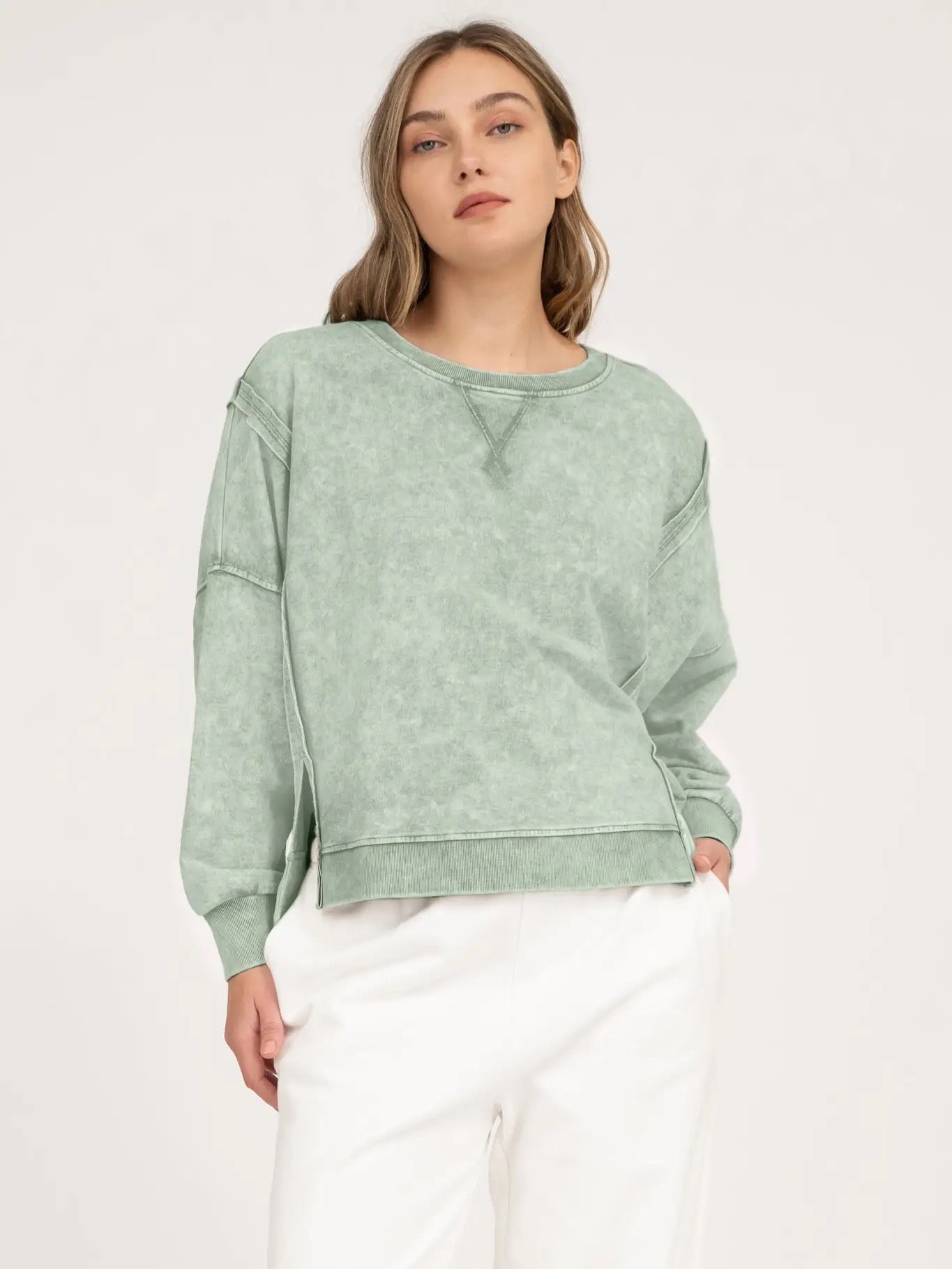 Taylor Seam Detail Top (Four Colors)