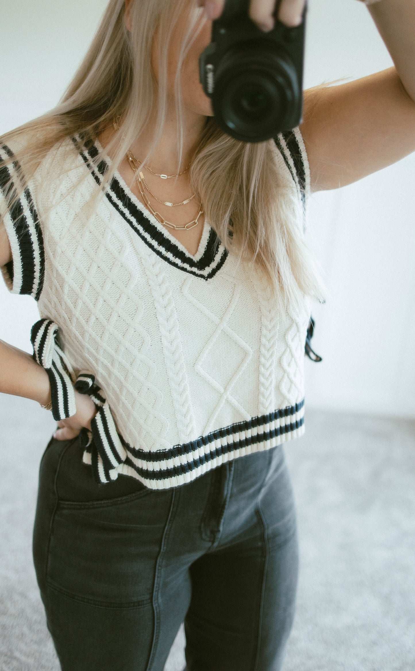 Grace Side Tie Knit Sweater (2 Colors)