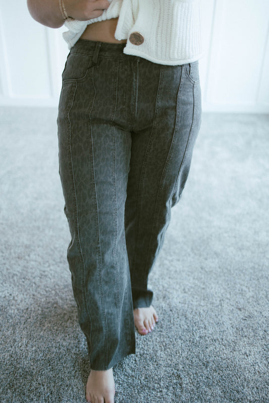 Sammie Cheetah Seamed Barrel Jeans