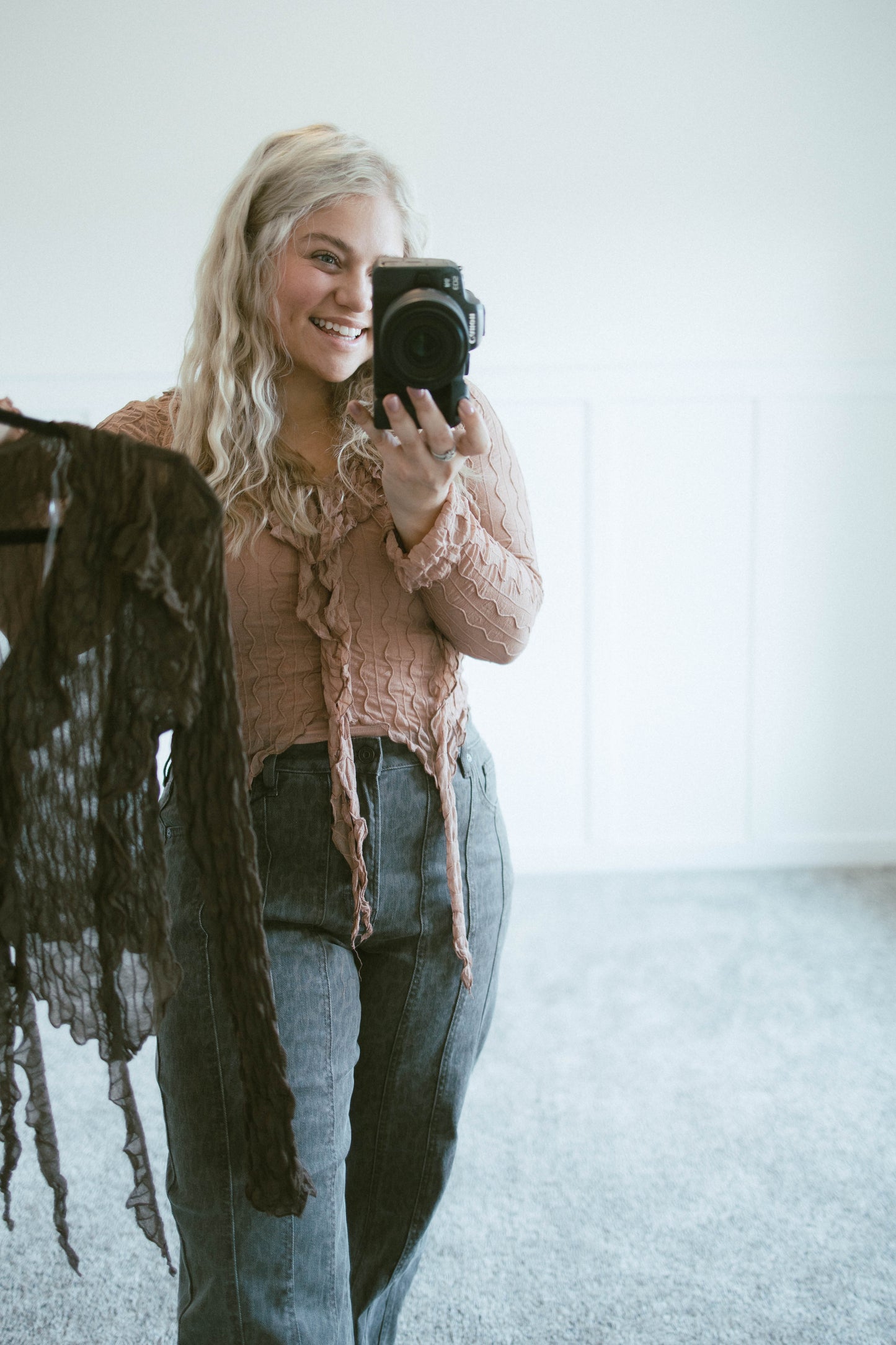 Textured Lace Blouse (2 Colors)