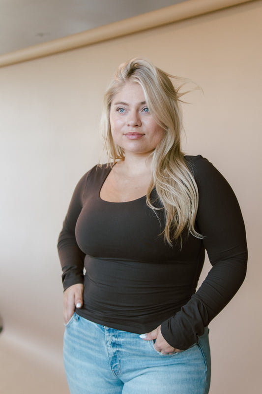 Amy Butter Round Neck Top (Two Colors)