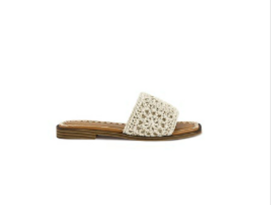 Alecandra Sandal