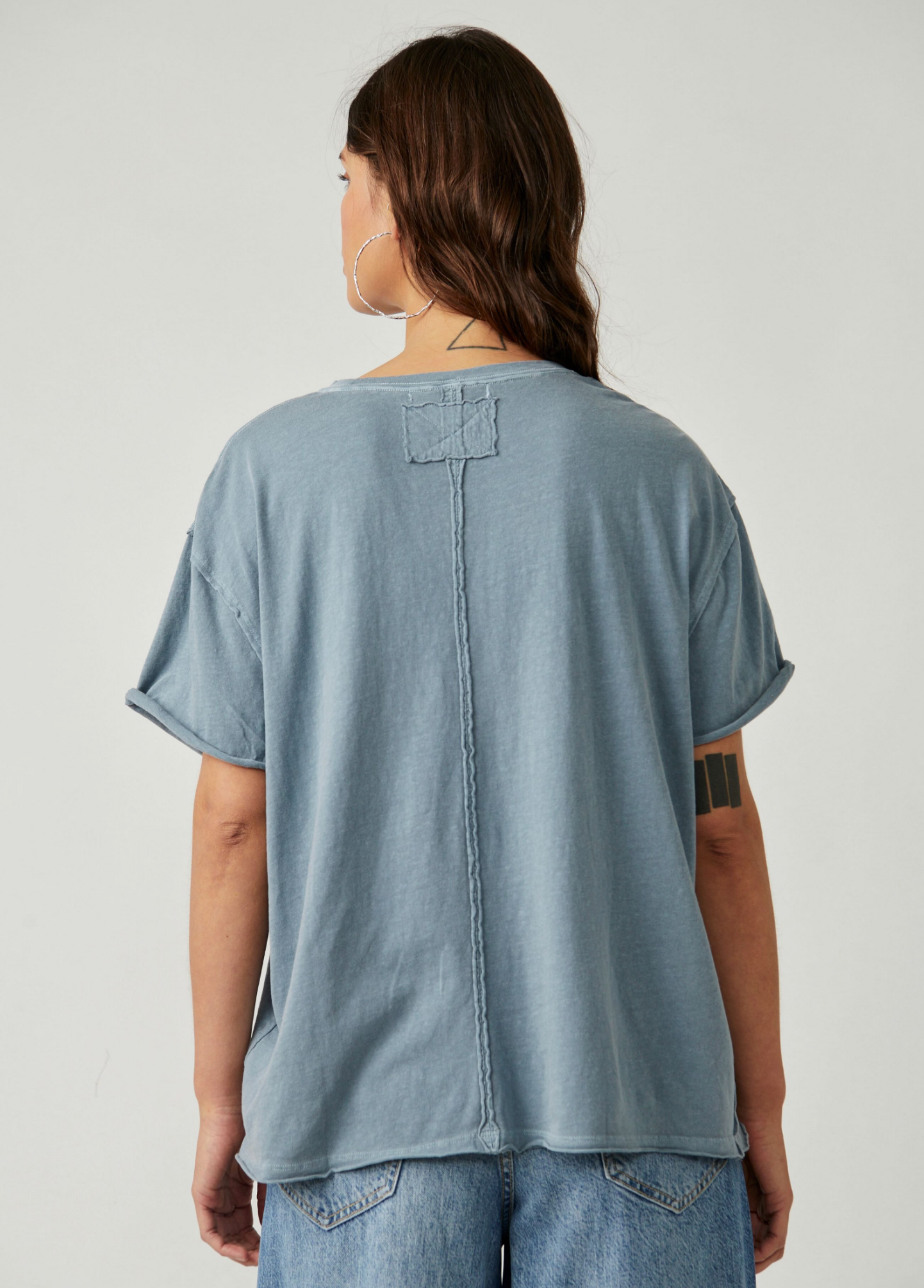 Nina Tee