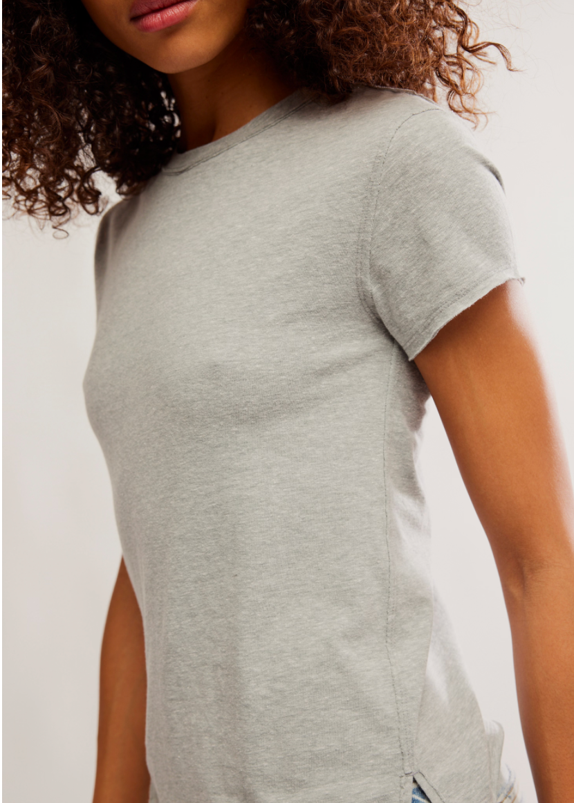 Nova Tee