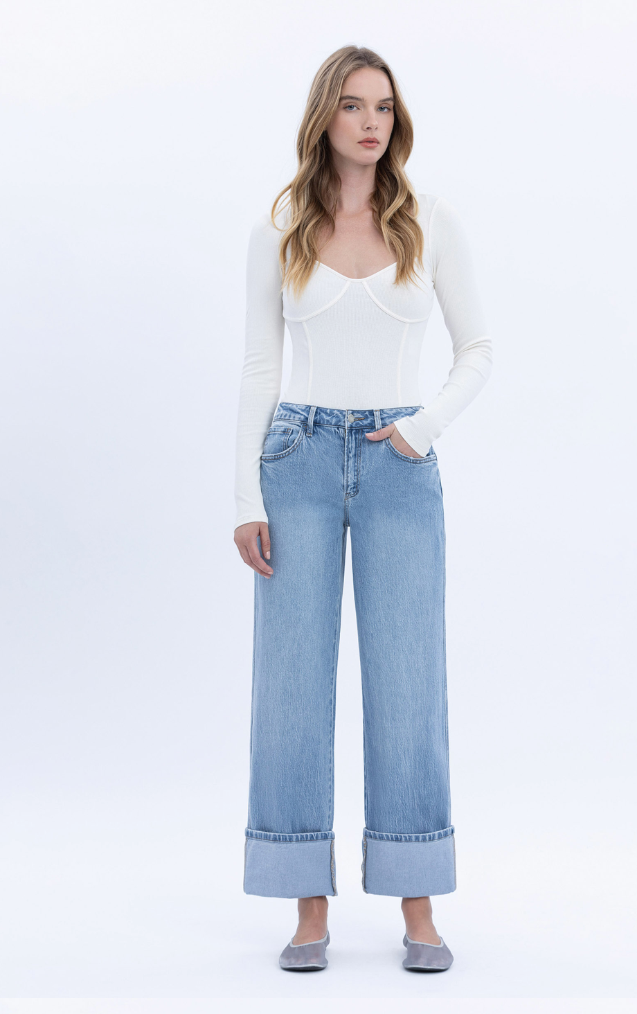 Jubilant Cuffed Baggy Jean