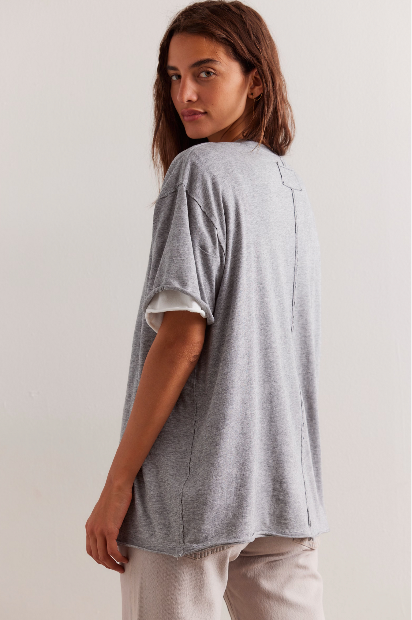 Nina Tee