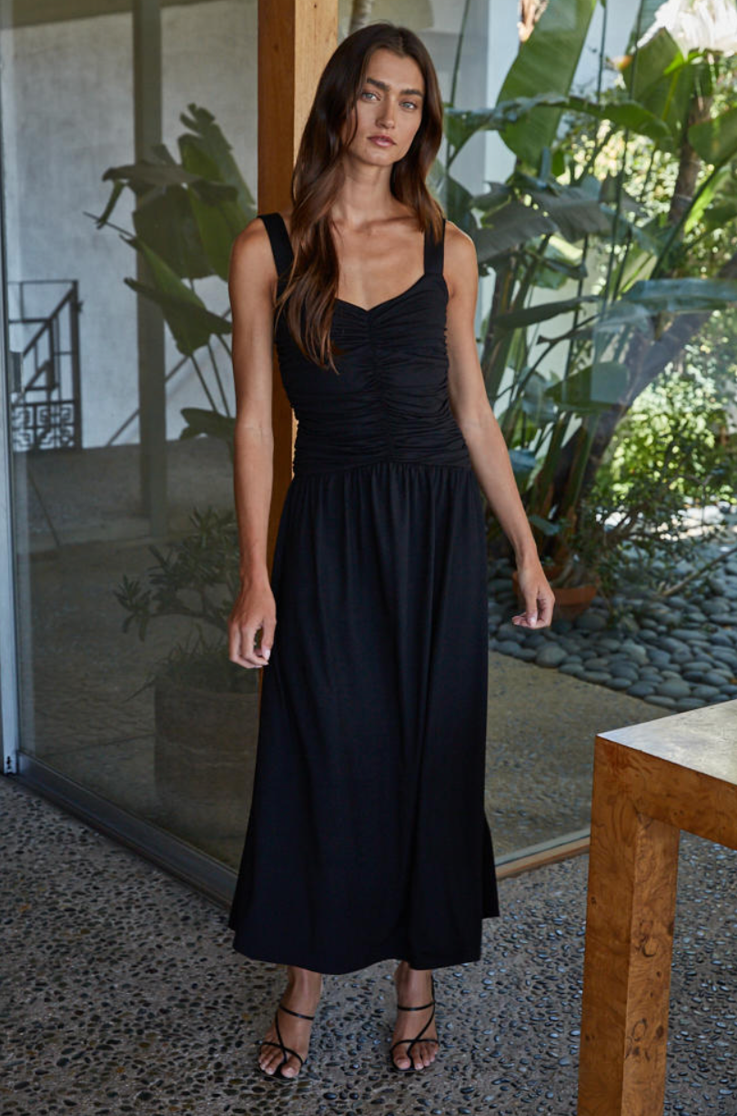 Lavinnea Shirred Maxi