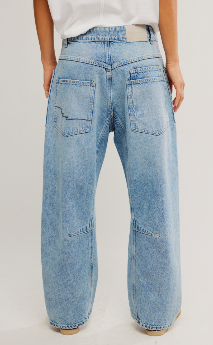 Minimalist Moxie Boyfriend Jean