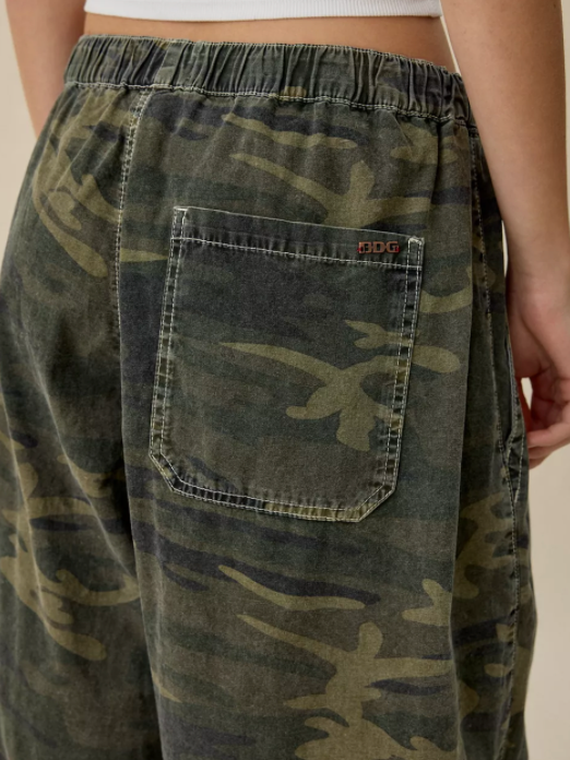 BDG Bobbi Cropped Baggy Pants