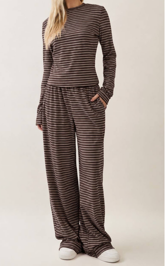 Weekend Drift Striped Lounge Set