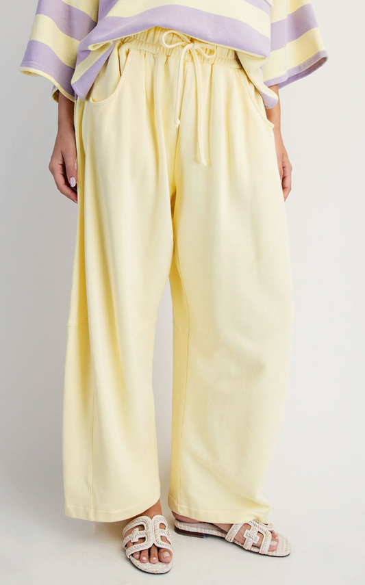 Kansas Barrel Leg Sweatpants