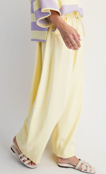 Kansas Barrel Leg Sweatpants