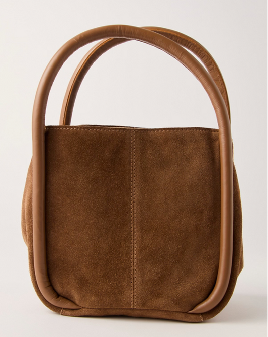Barlow Bucket Bag