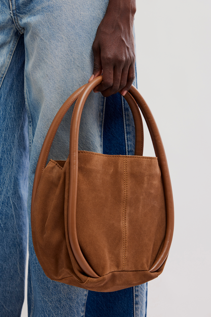 Barlow Bucket Bag