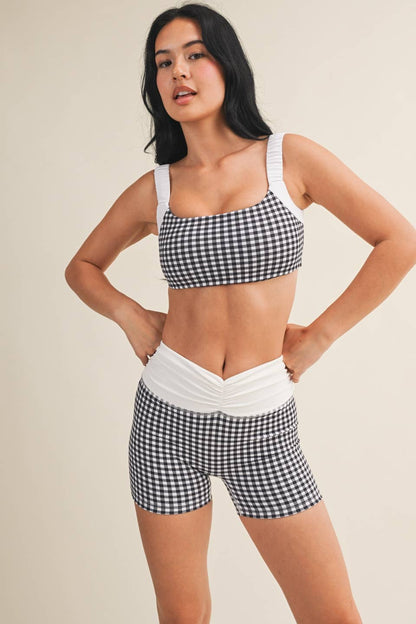 Gingham Print Scrunched Strap Sports Bra