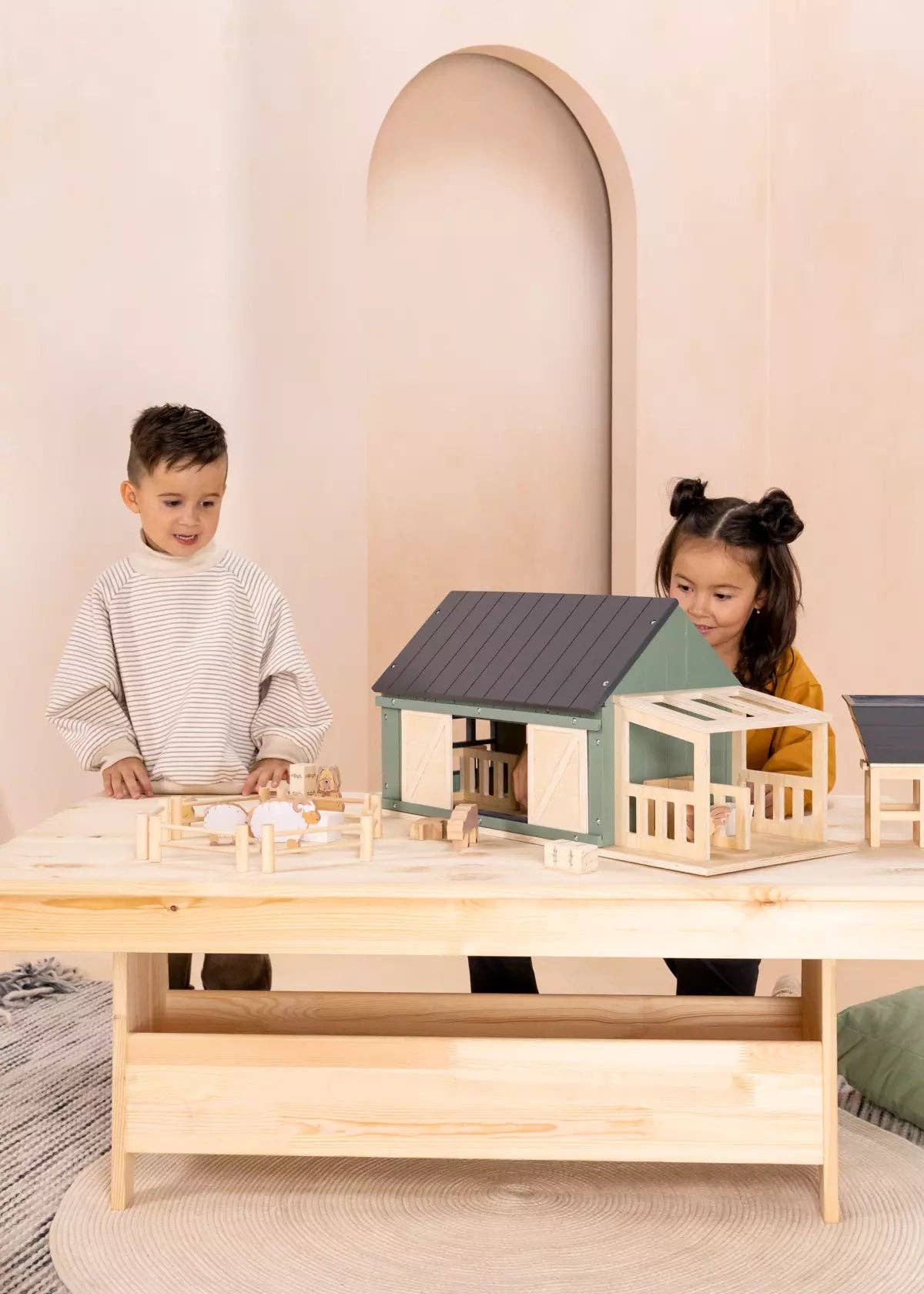 Wooden Farm & Accessories Set