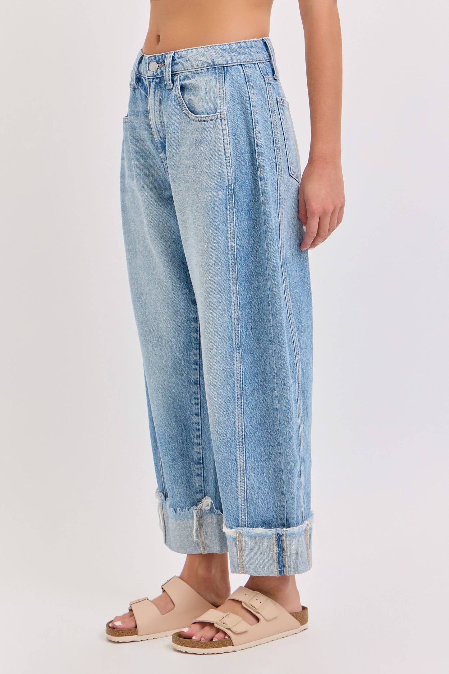 Baylee Barrel Leg with Cuff (Lt Wash)