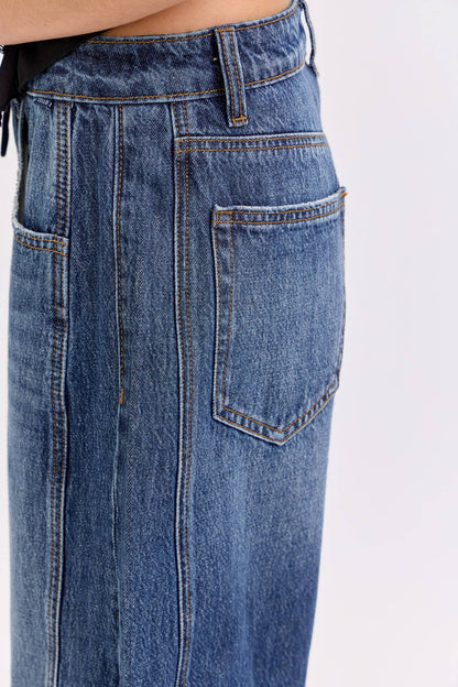 Baylee Barrel Leg with Cuff  (Dark Wash)