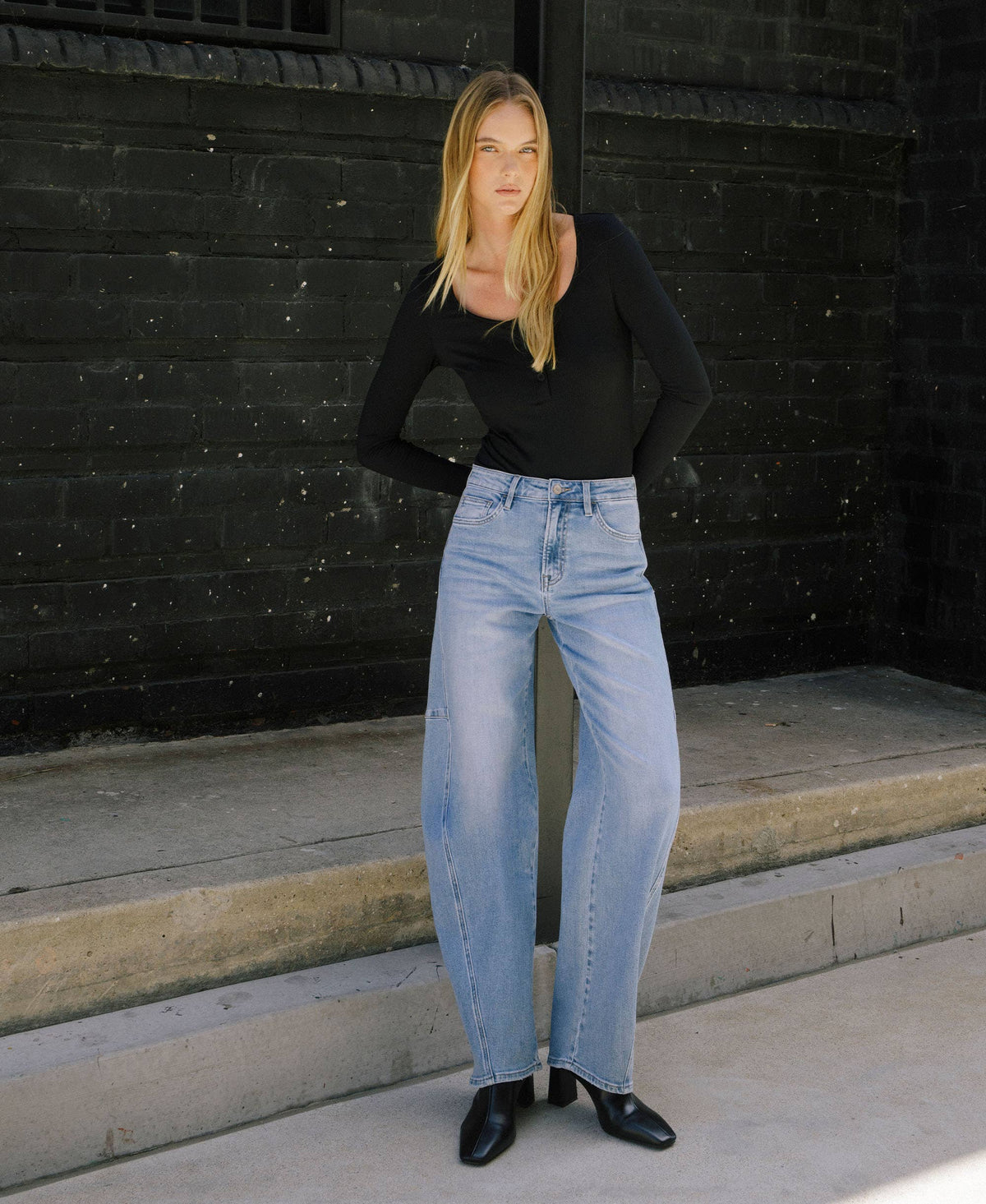 Silvia High Rise Barrel Jean