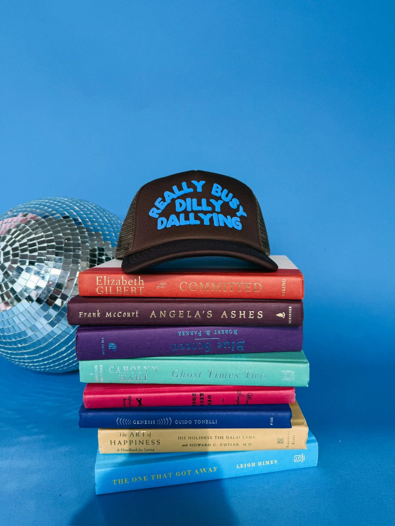 Dilly Dally trucker hat - brown/blue